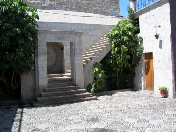 Arequipa, patio in the historical city centre